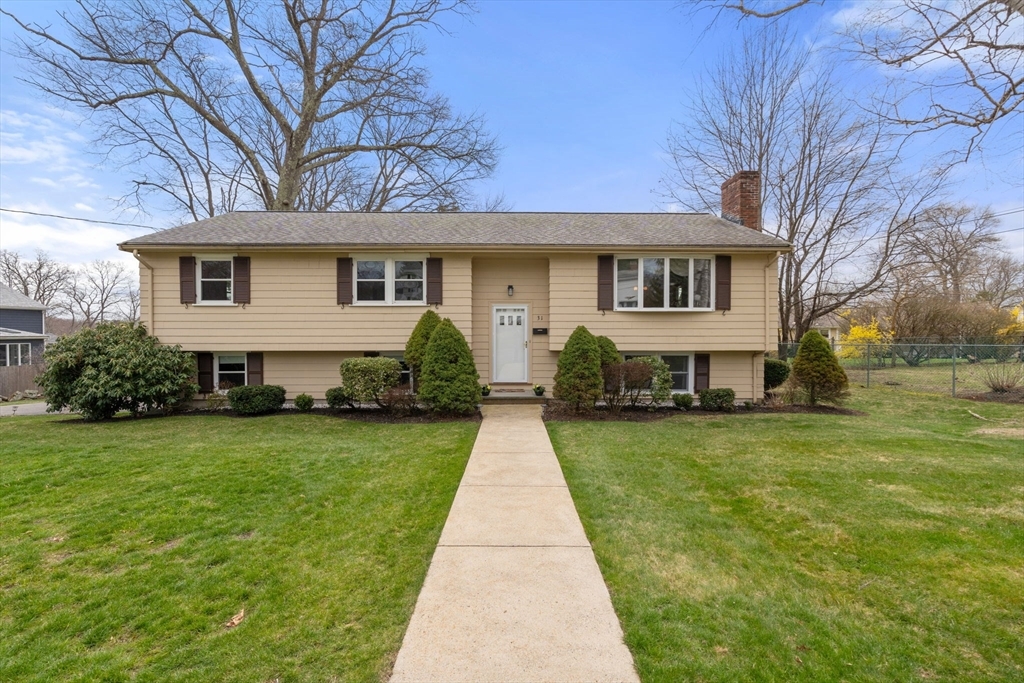 31 Nottingham Dr  Norwood MA 02062 photo