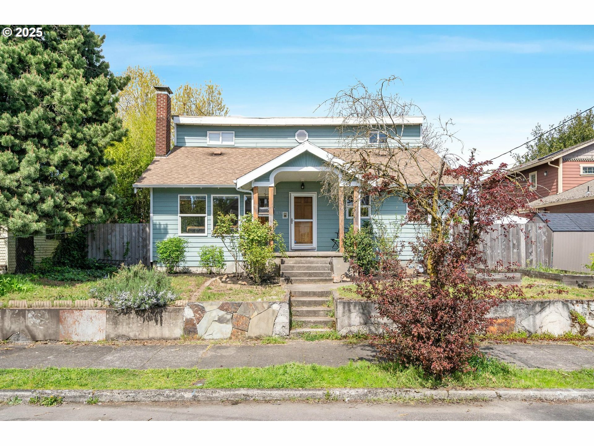 Property Photo: 1029 N Buffalo St OR 97217