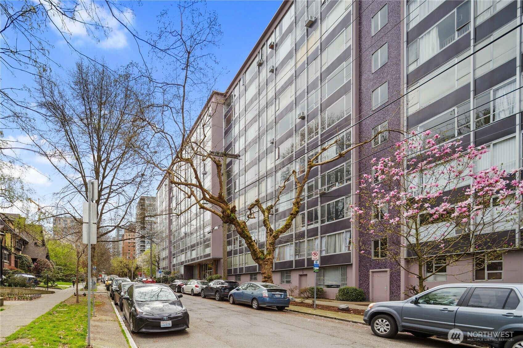 Property Photo: 1221 Minor Avenue 808 WA 98101