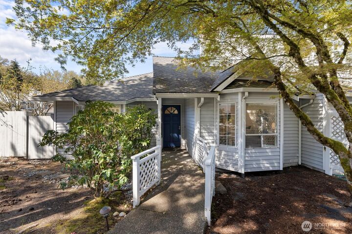 4207  144th Lane SE 43  Bellevue WA 98006 photo