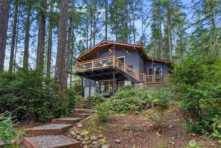 Property Photo:  5540 & 5550 E Mason Lake Drive W  WA 98546 