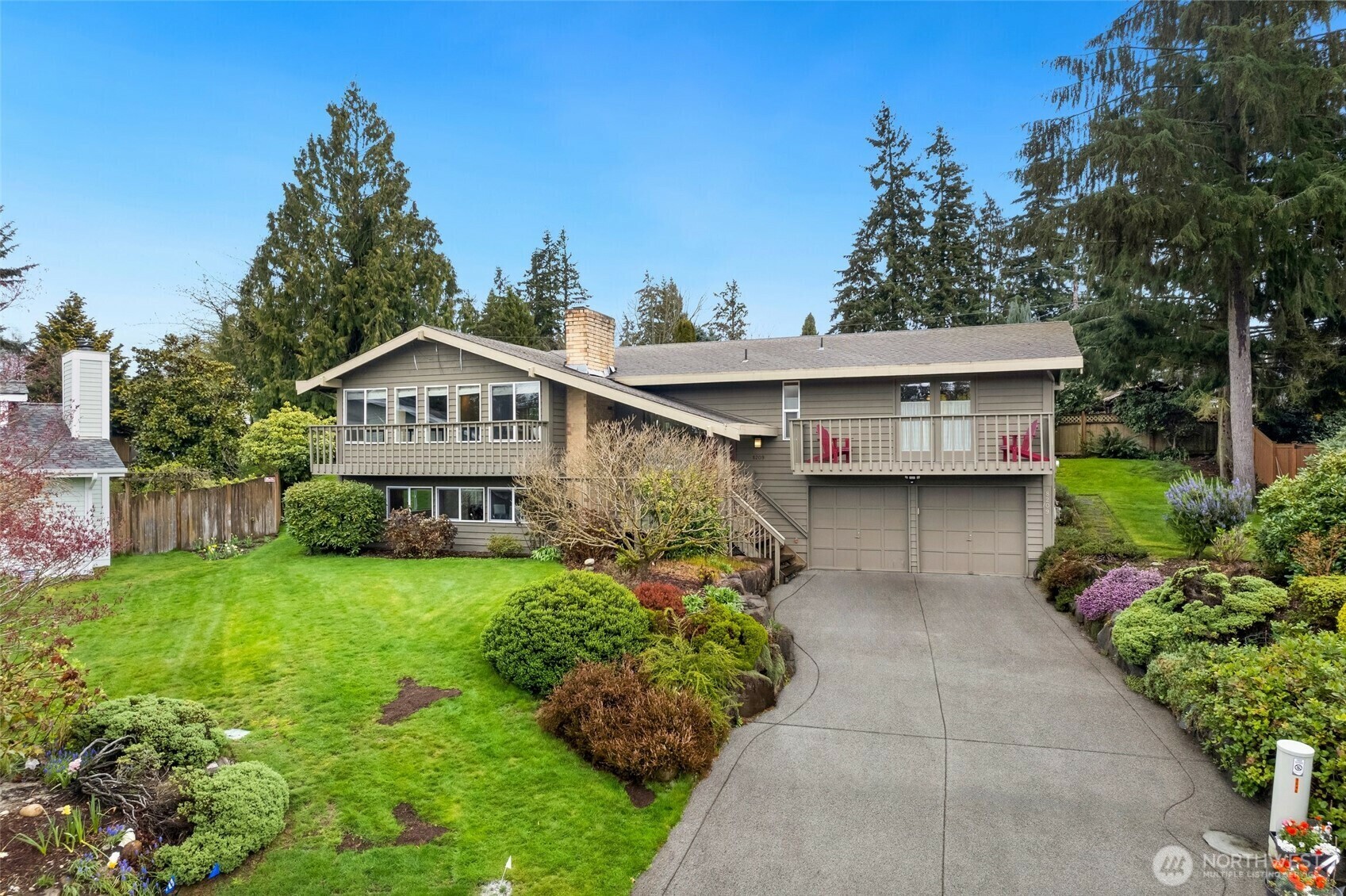 Property Photo: 8209 211th Place SW WA 98026