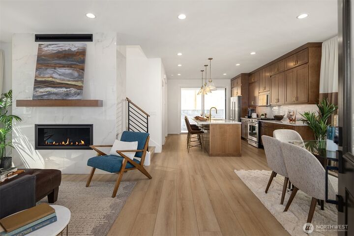 Property Photo:  13426 (Hs 2) NE 112th Place  WA 98052 