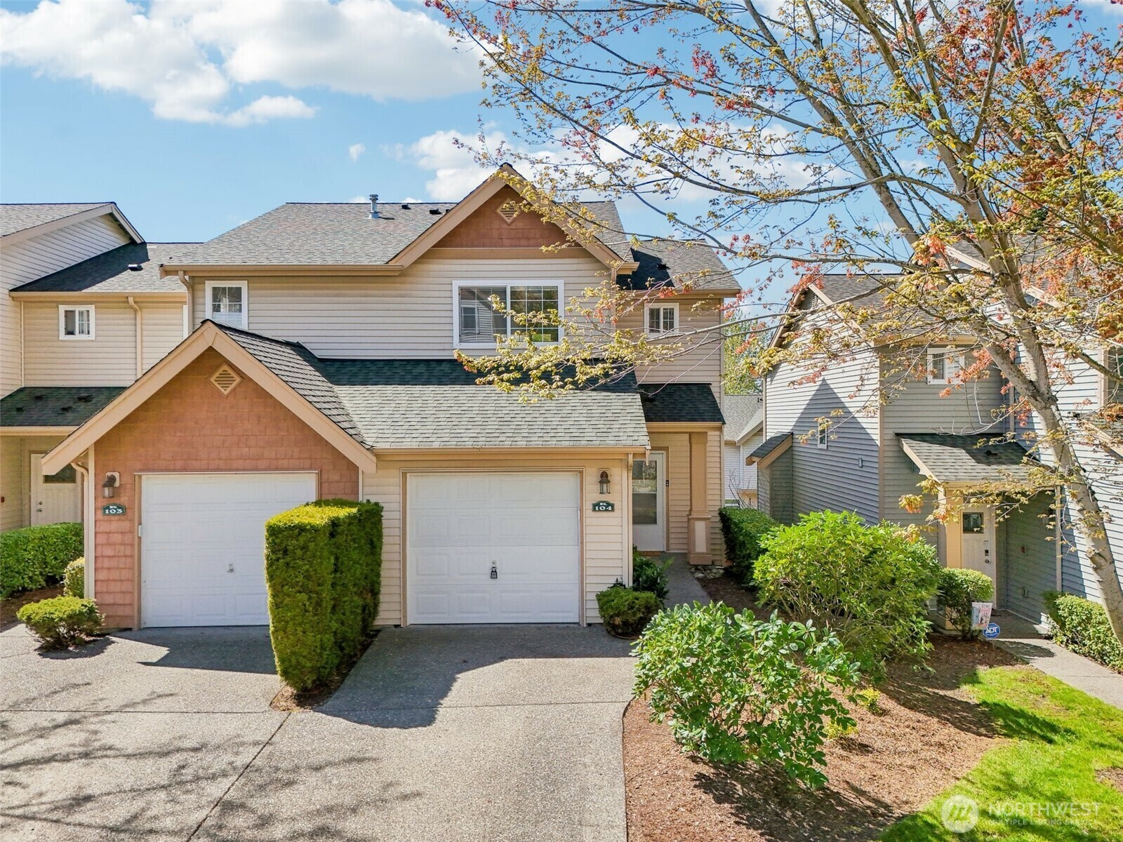 Property Photo: 4761 Whitworth Place S K104 WA 98055