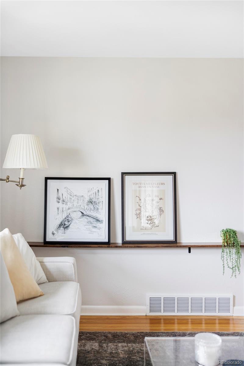 Property Photo: 5190 E Asbury Avenue CO 80222