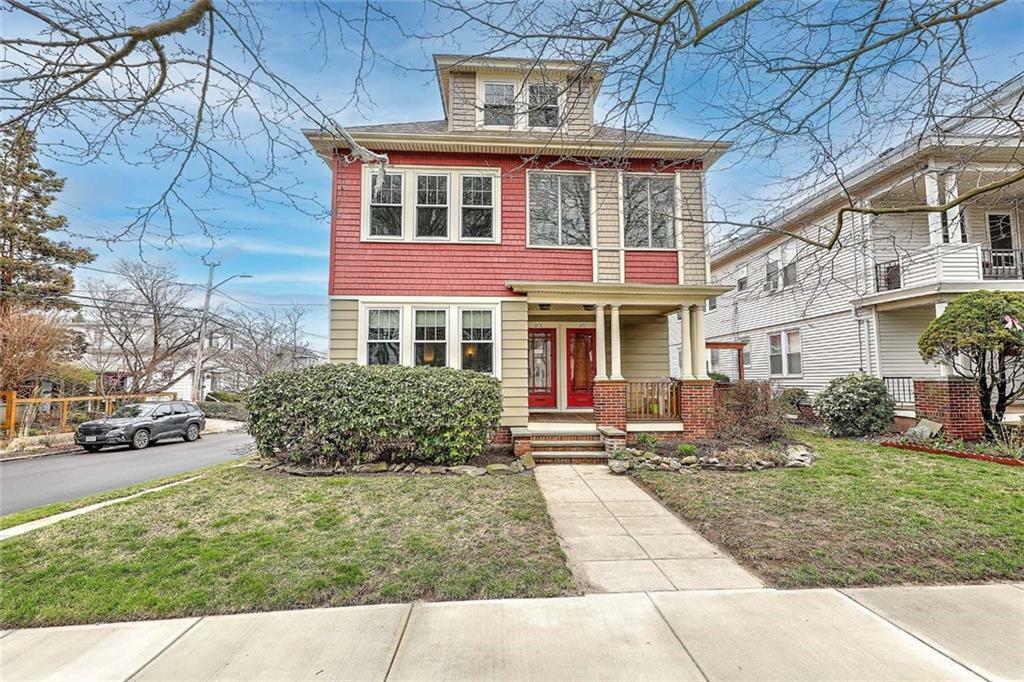 371 Mount Pleasant Avenue  Providence RI 02908 photo