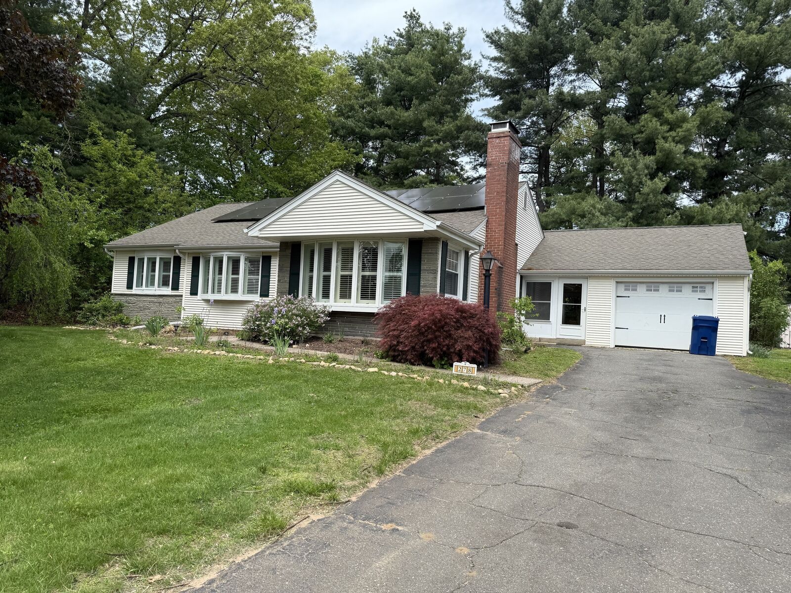 Property Photo:  278 Dudley Town Road  CT 06095 
