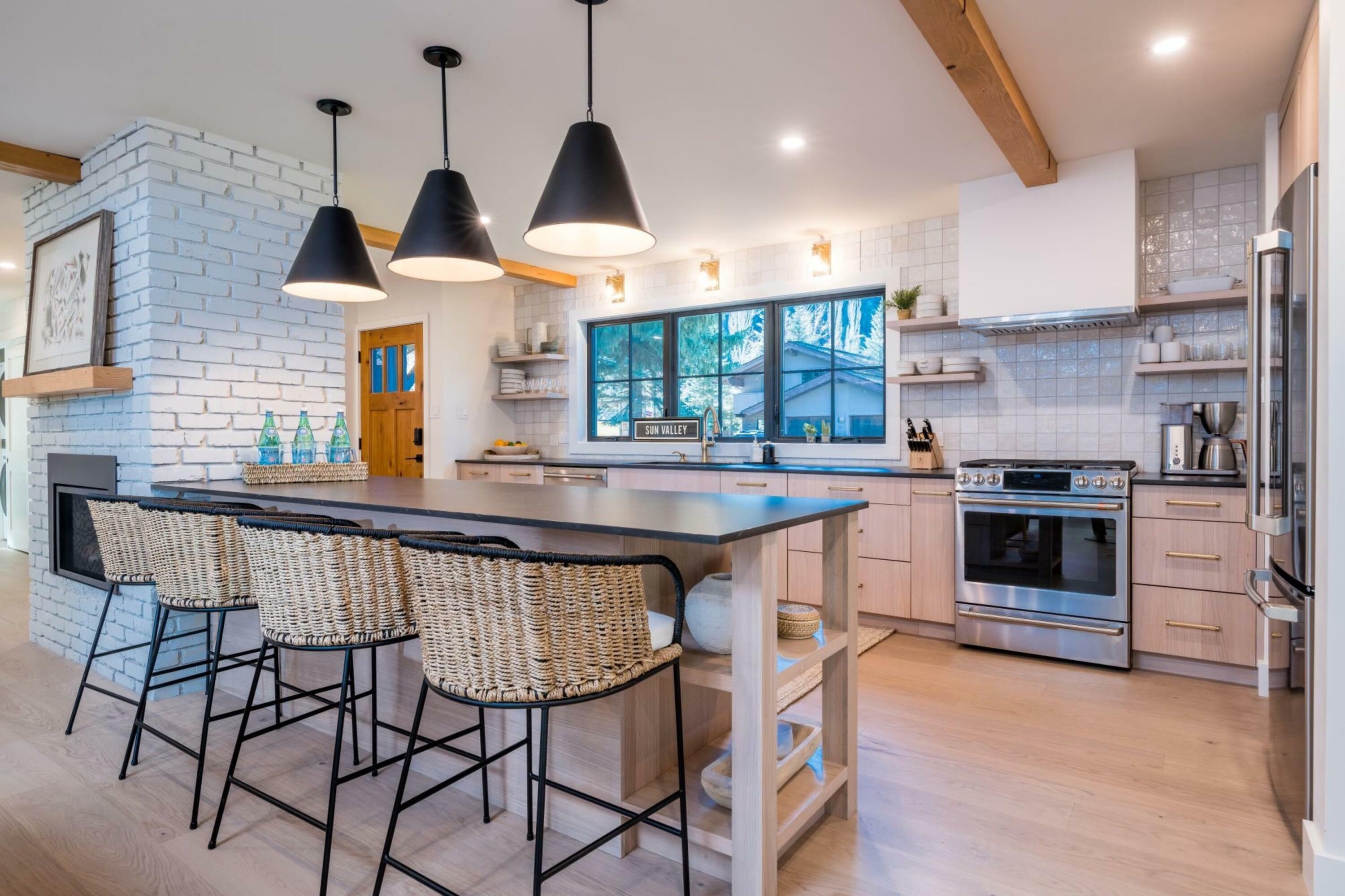Property Photo: 300 Edelweiss Ave ID 83340