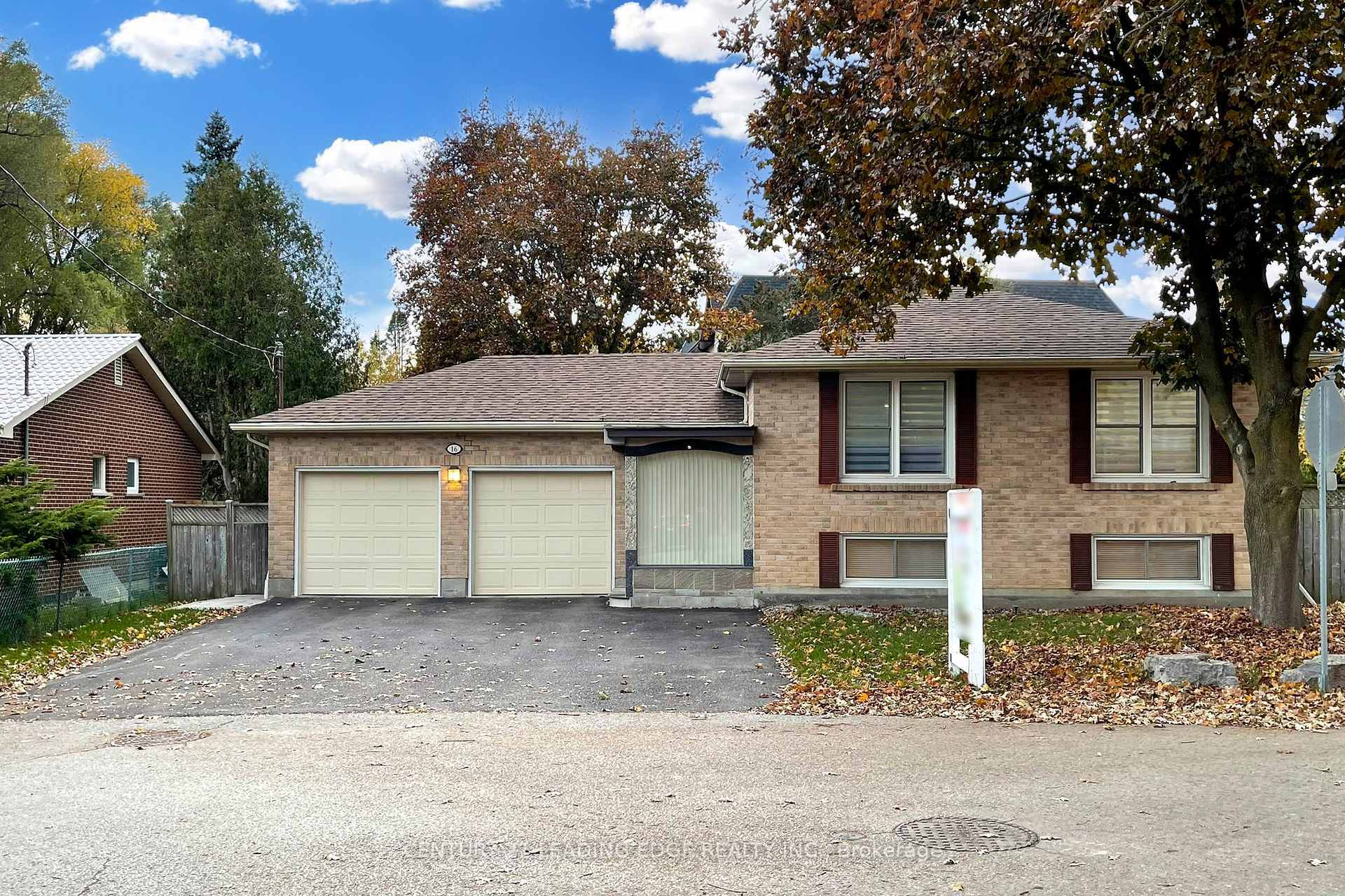 Property Photo: 16 Milne Lane ON L3P 1C7
