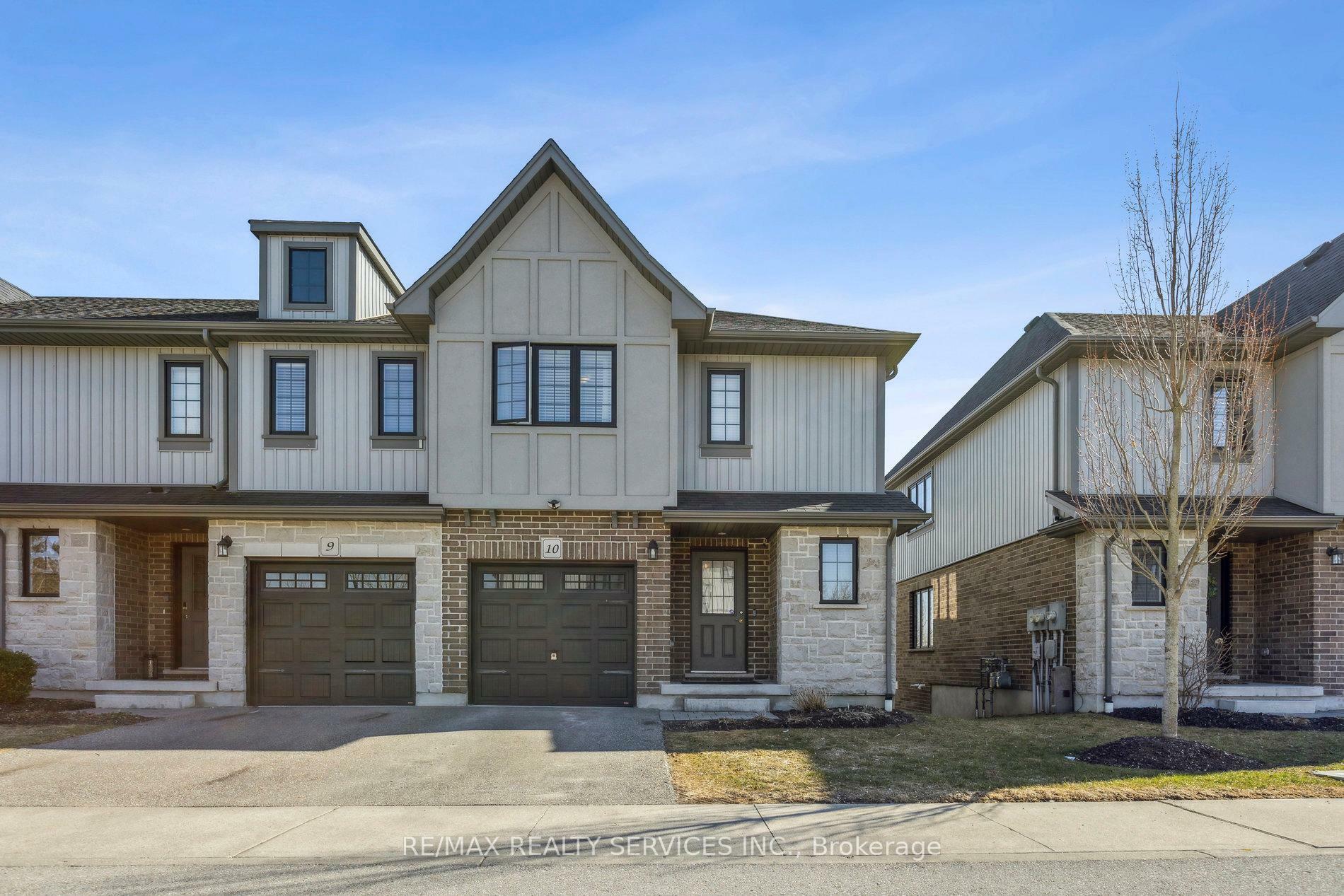 Property Photo: 625 Blackbridge Road 10 ON N0B 1M0