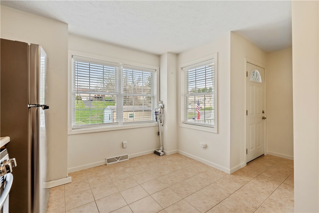 Property Photo: 520 Moore Ave PA 15317
