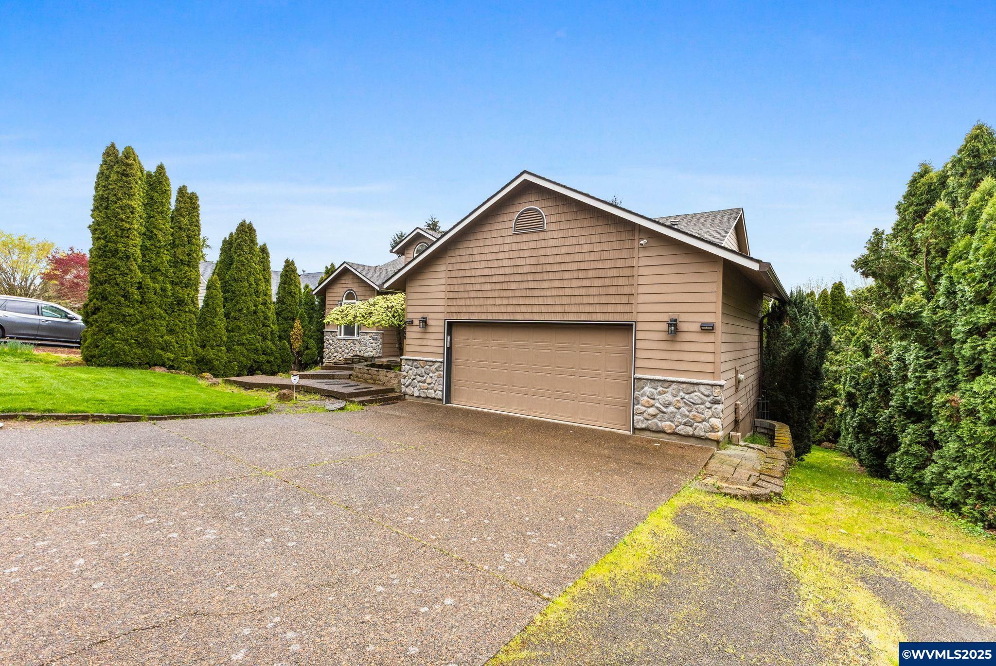 Property Photo:  4060 Mandy Av  OR 97302 