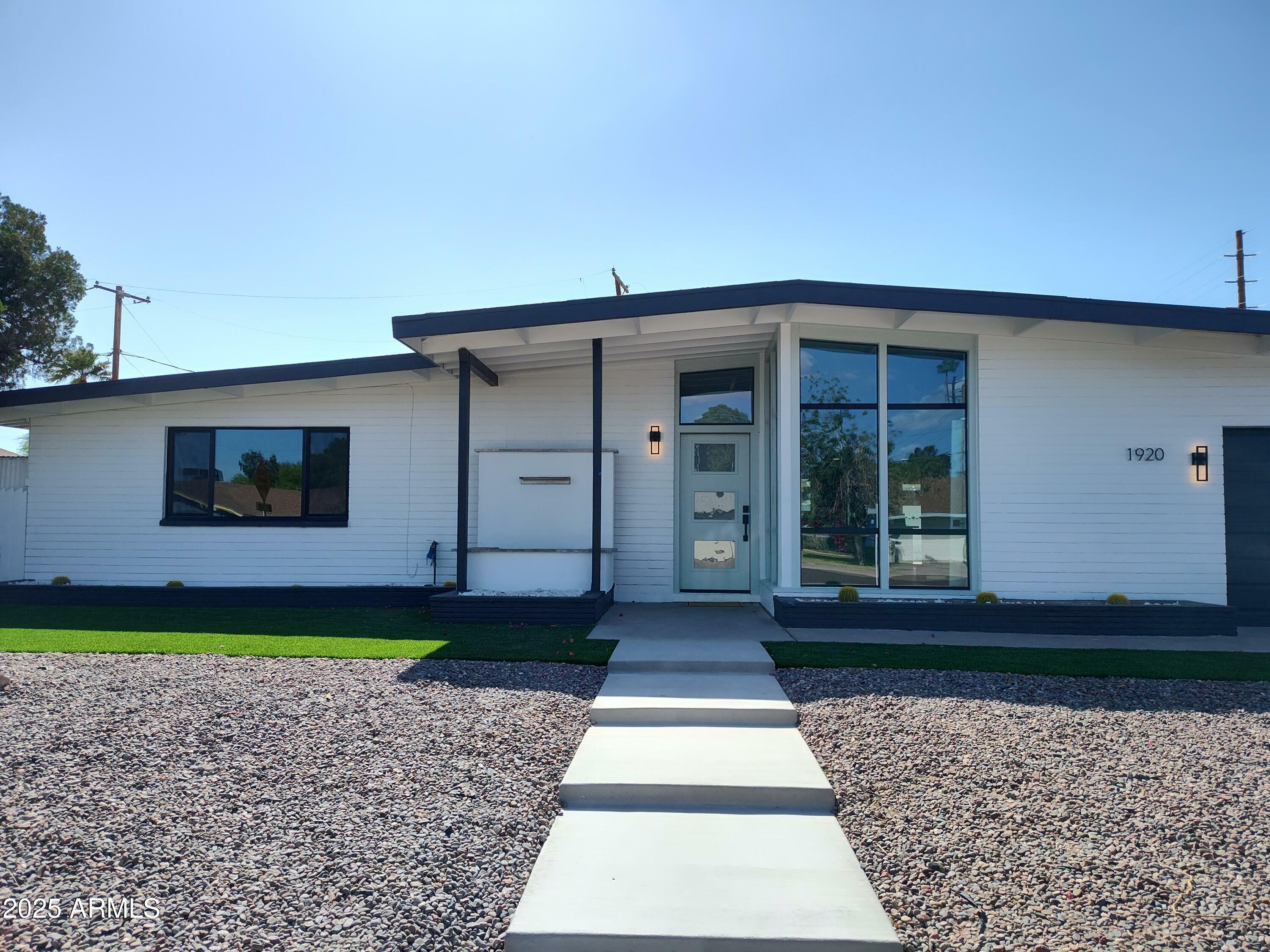 1920 N Cavalier Drive  Tempe AZ 85288 photo
