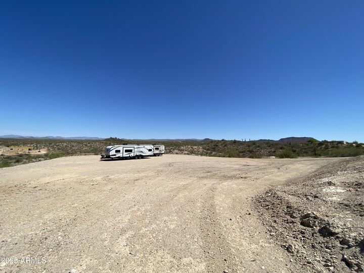 Property Photo:  45619 N US-60 --  AZ 85342 