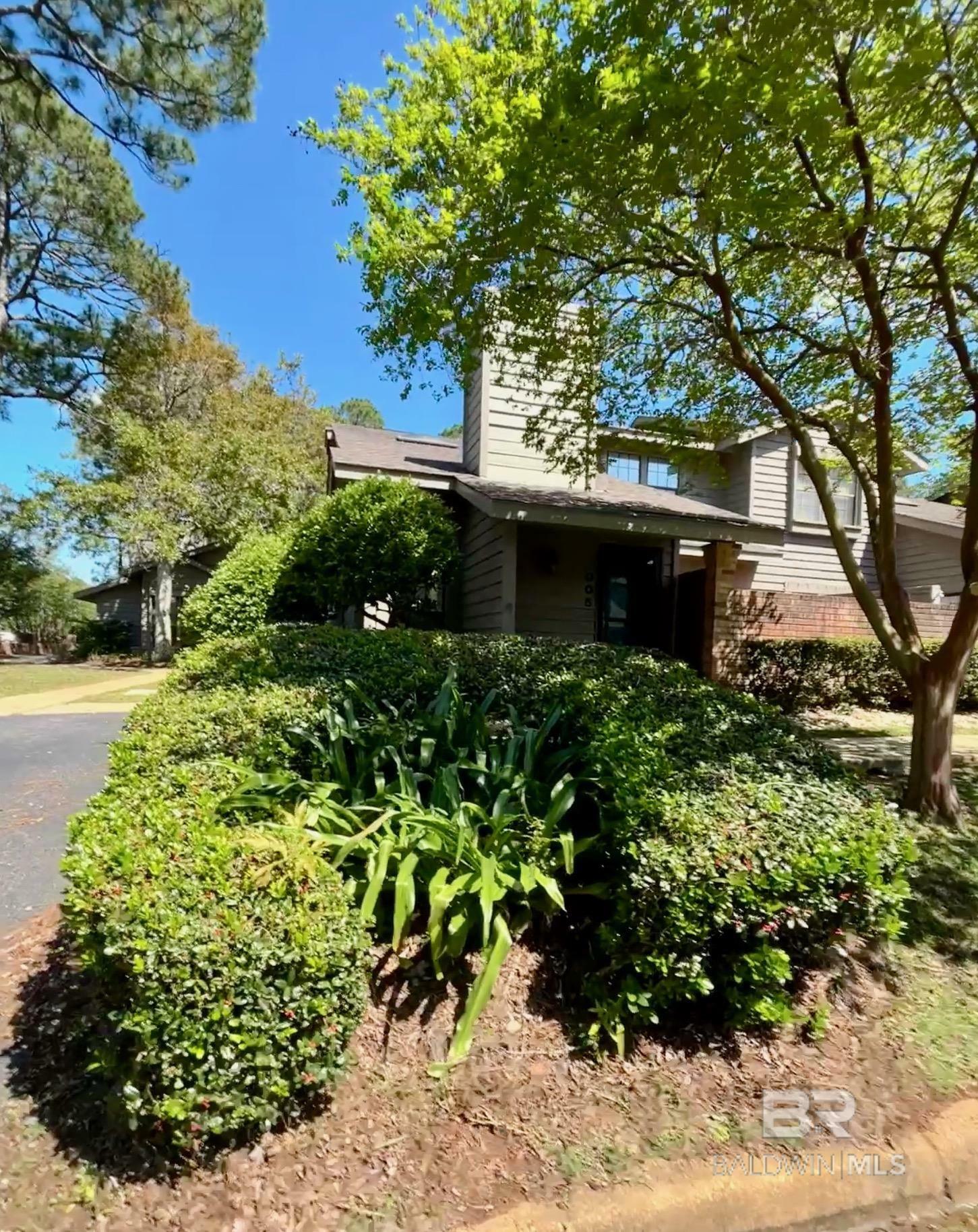 Property Photo: 389 Clubhouse Drive Oo5 AL 36542