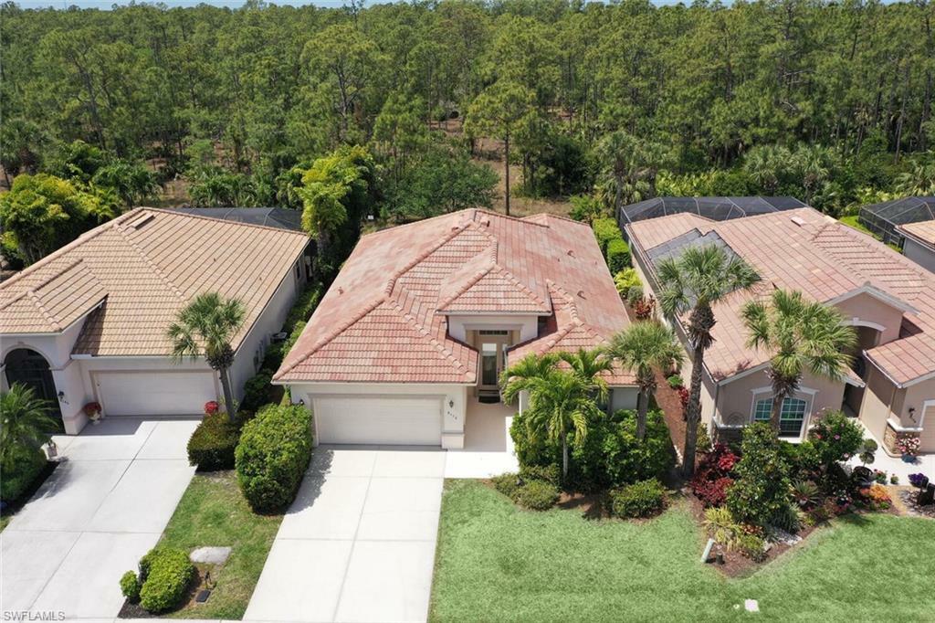 Property Photo: 8150 Valiant Dr FL 34104