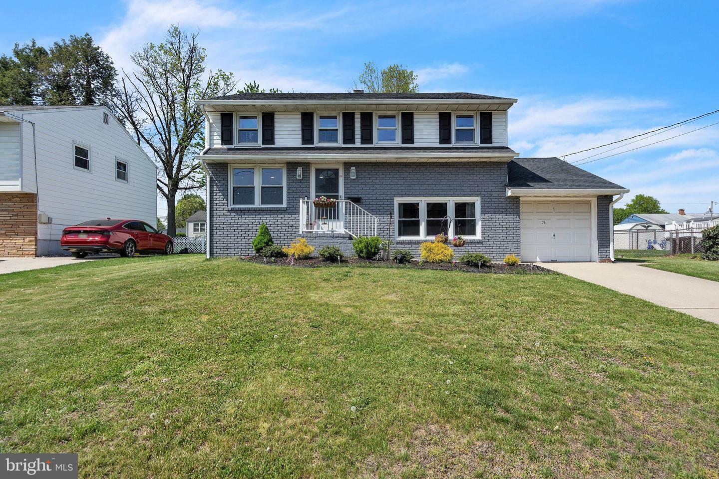 Property Photo: 28 Jamaica Way NJ 08610