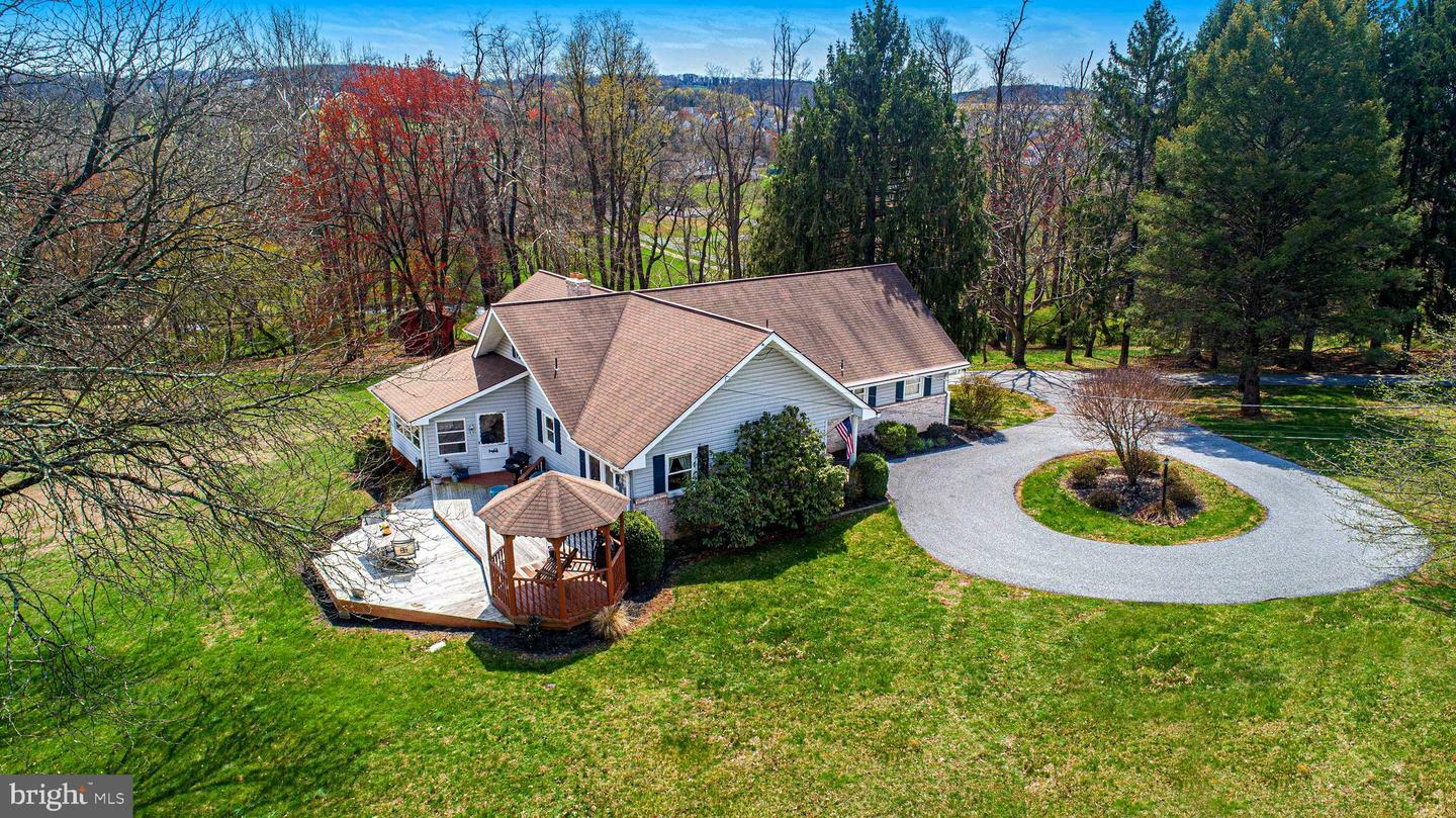1285 Homewood Road  York PA 17402 photo