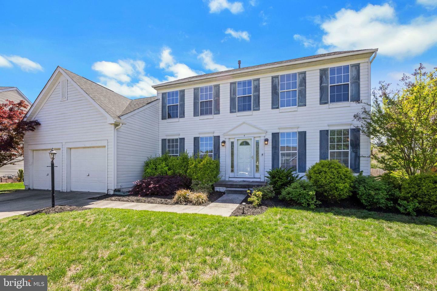 Property Photo: 4 Teakwood Lane NJ 08081
