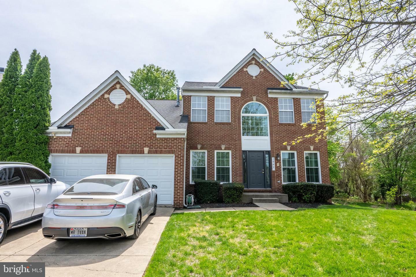 Property Photo: 1009 Pochard Court MD 20774