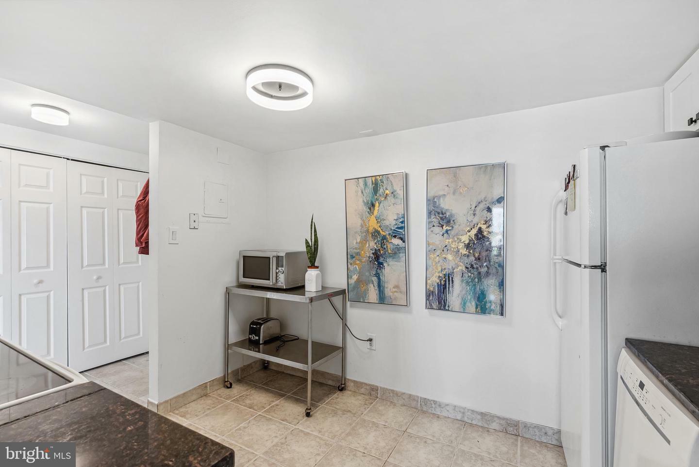 Property Photo: 2001 Hamilton Street 1825 PA 19130