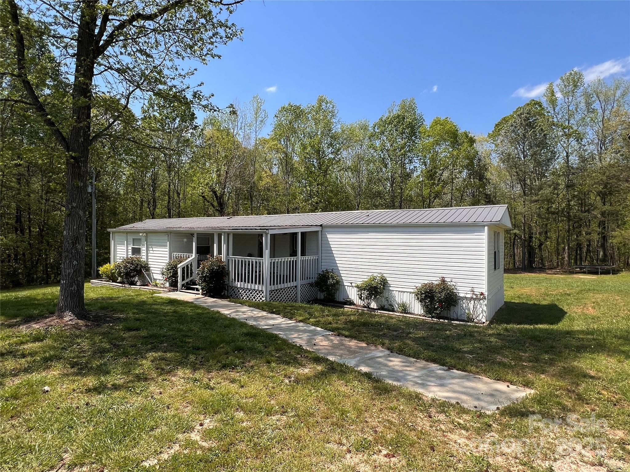 Property Photo: 143 Ezra Road NC 28086