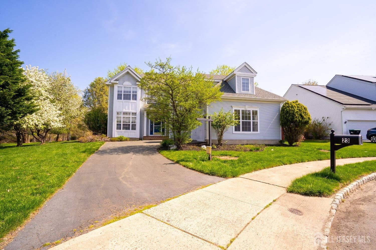 Property Photo: 23 Heather Court NJ 08536