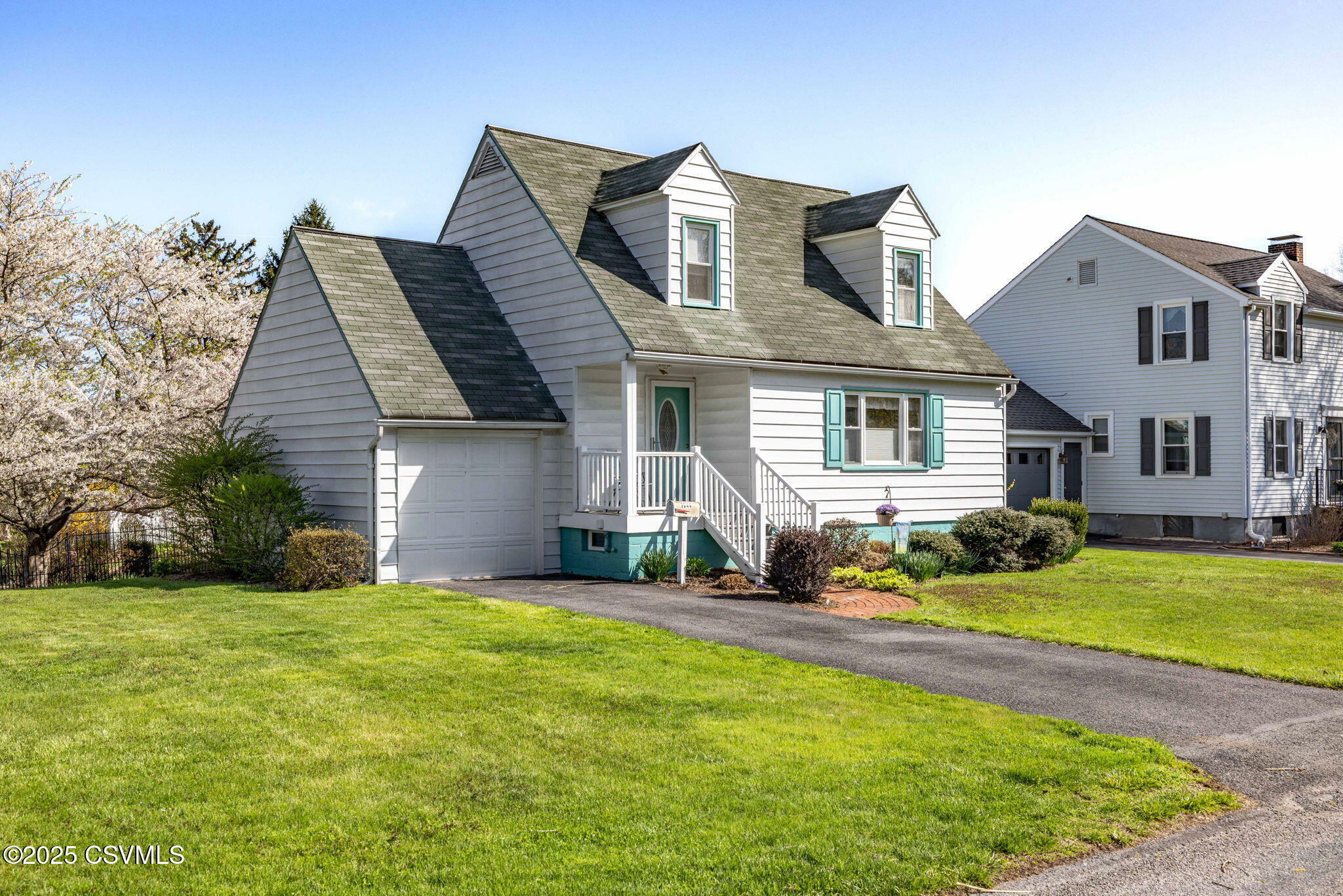 1044 Washington Avenue  Lewisburg PA 17837 photo