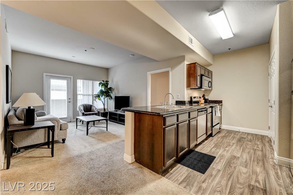 Property Photo: