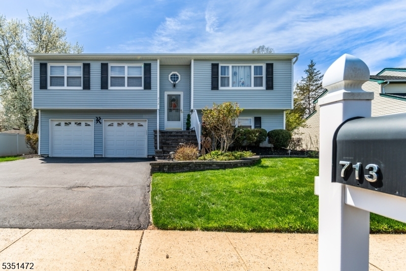 Property Photo: 713 Decamp Dr NJ 08844