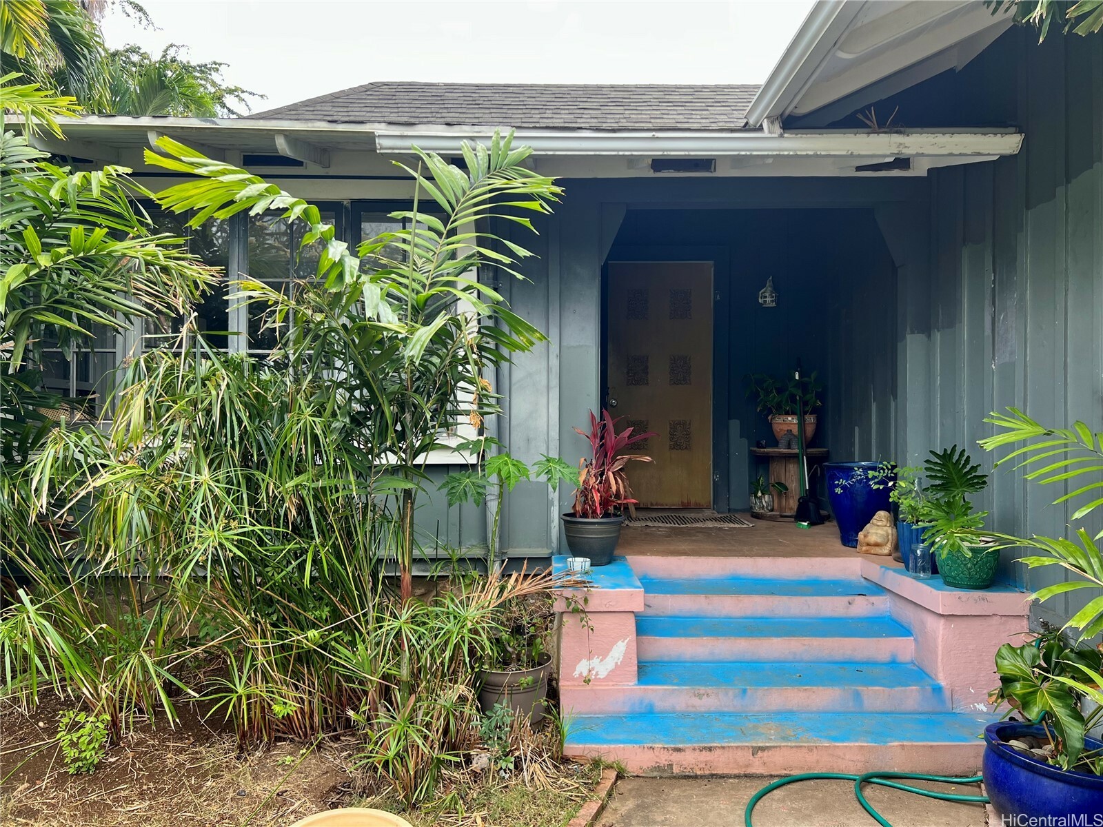 Property Photo: 4542 Aukai Avenue HI 96816