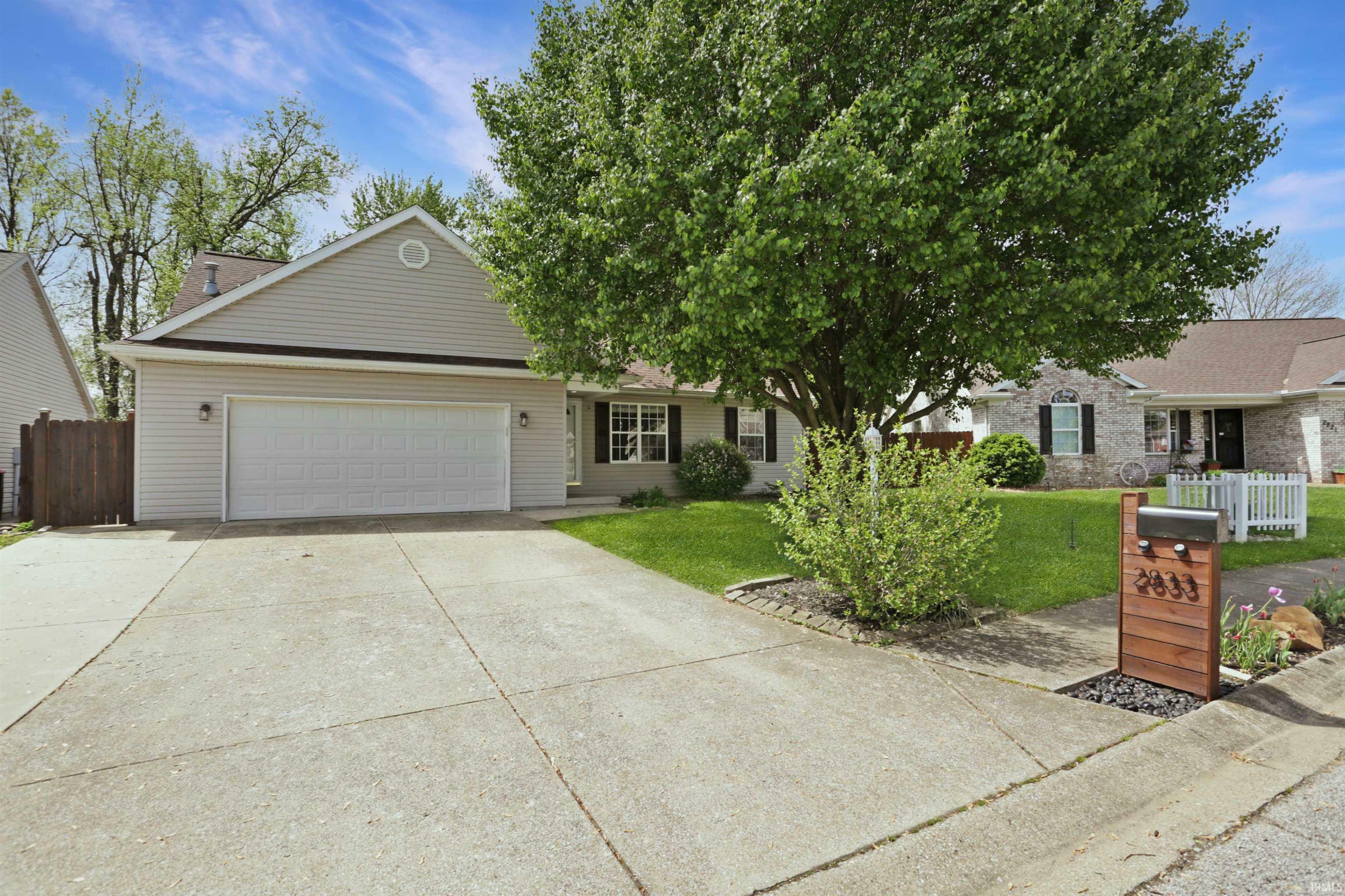 Property Photo: 2833 Ivy Meadow Drive IN 47711