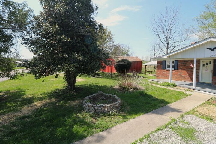 Property Photo:  2586 Ky 1676  KY 42553 