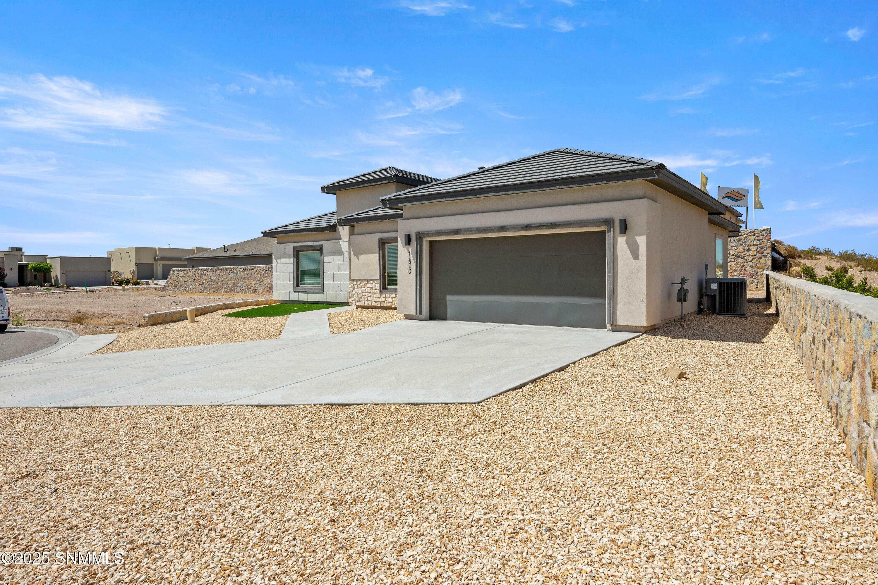 Property Photo: 1470 Lenox Avenue NM 88005