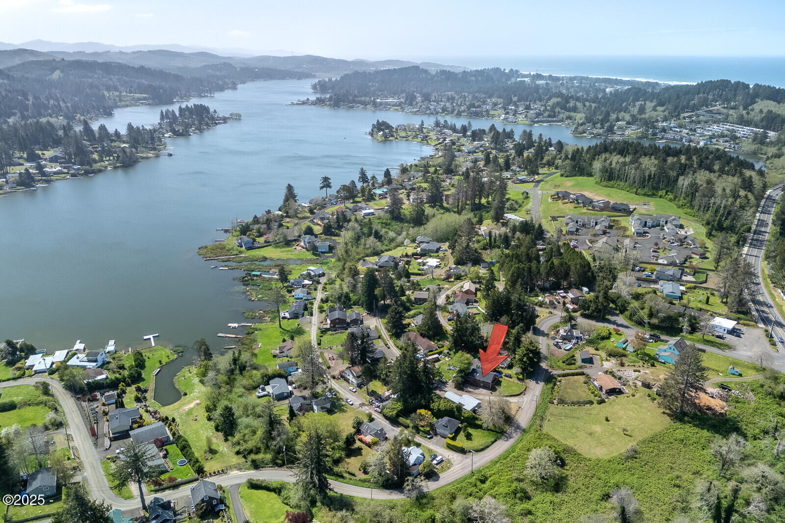 Property Photo: 4326 NE Neotsu Drive OR 97364