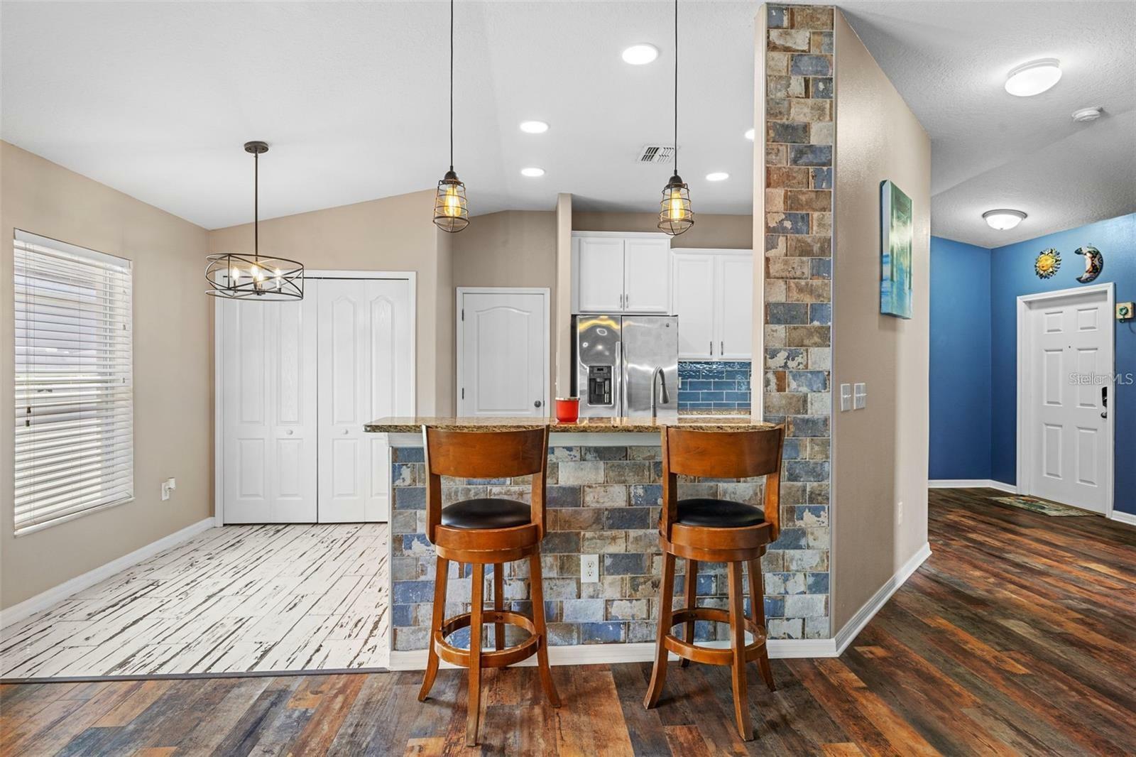 Property Photo: 1505 Trailwater Street FL 33570