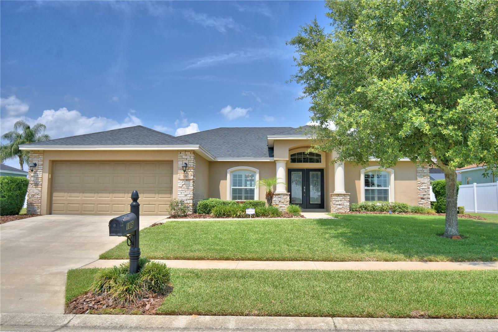 Property Photo: 186 Viola Drive FL 33823