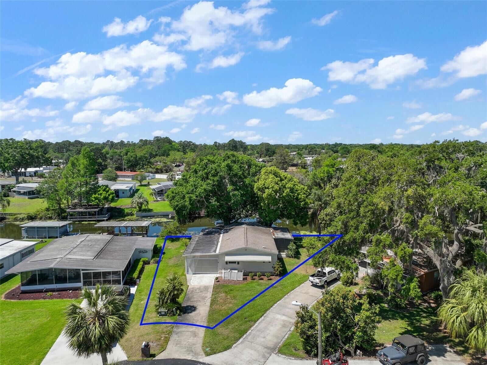 Property Photo: 34407 Island Drive FL 34788