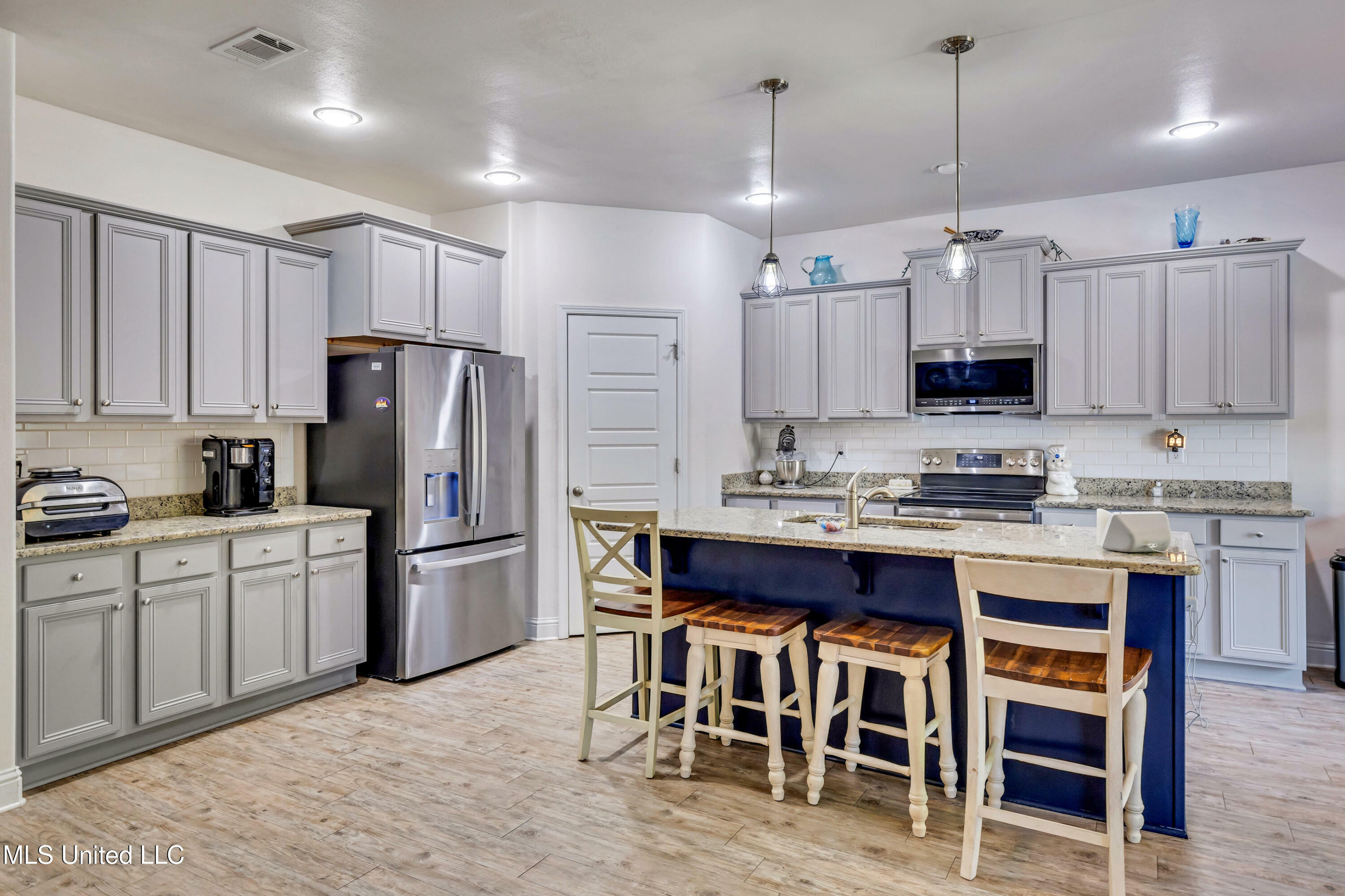 Property Photo: 6509 Sugarcane Circle MS 39564