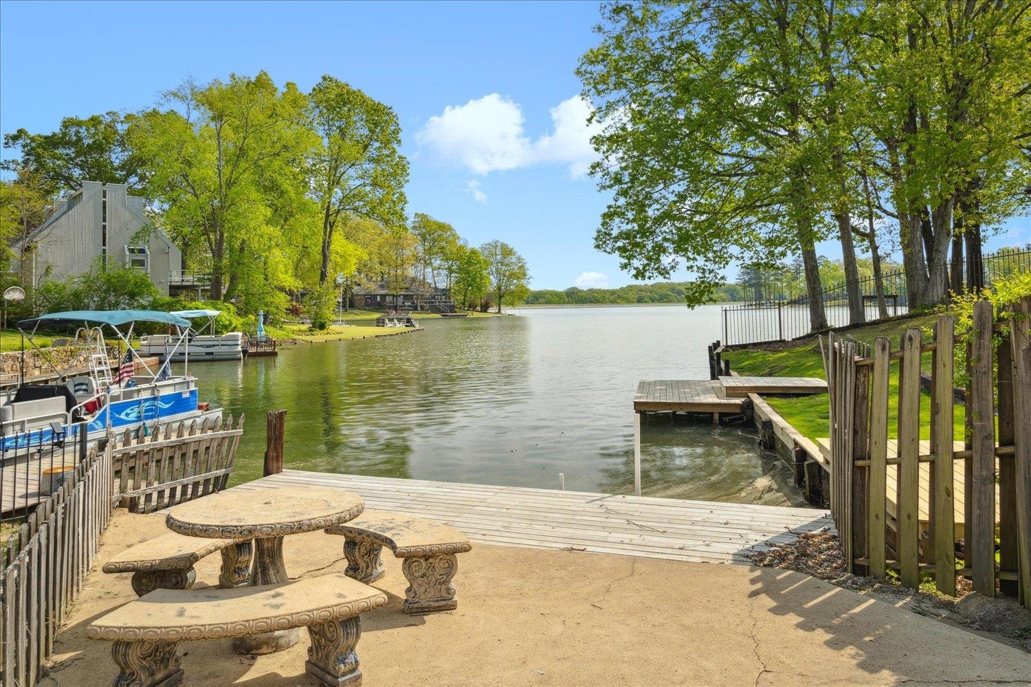 Property Photo: 9560 Elm Point Cv TN 38002