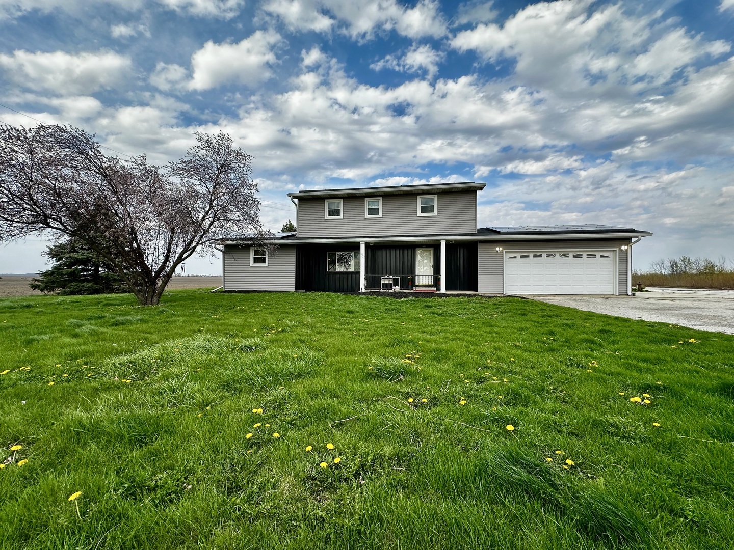 Property Photo: 26812 US 150 Highway IL 61752
