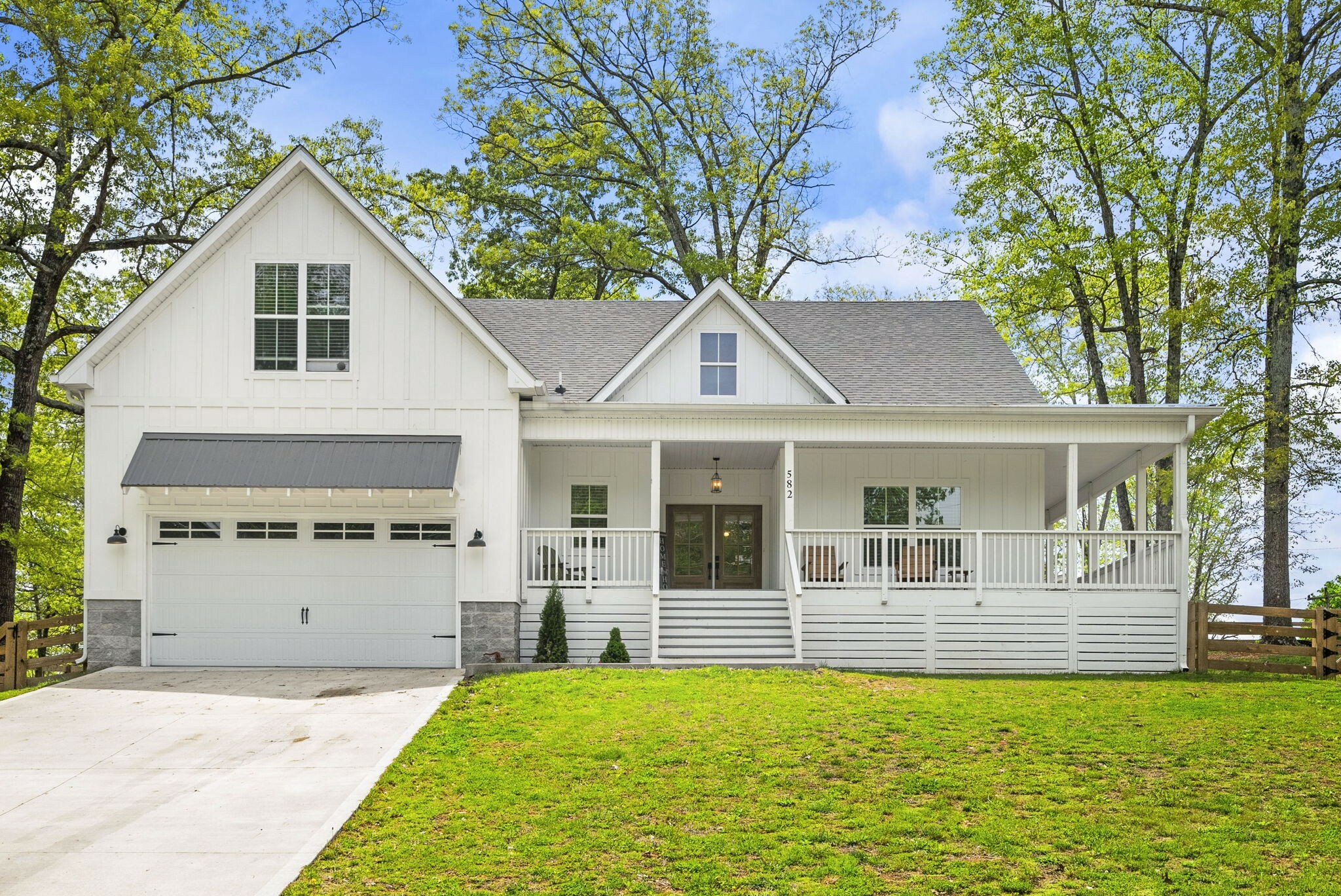 Property Photo: 582 Als Ln TN 37042