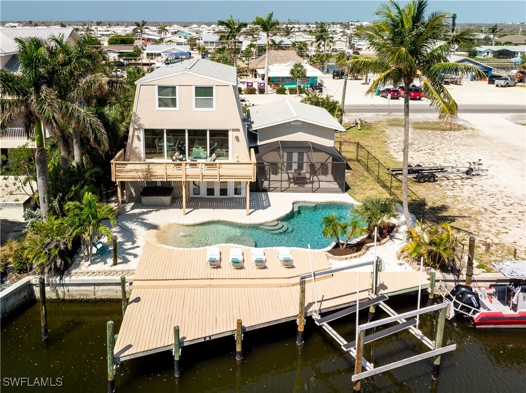 Property Photo: 3128 Stringfellow Road FL 33956