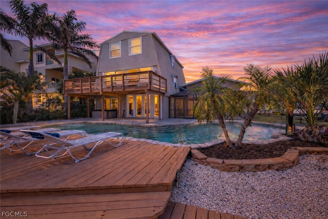 Property Photo: 3128 Stringfellow Road FL 33956