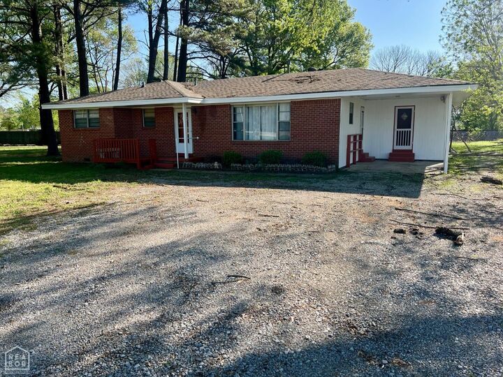 Property Photo: 116 Highway 63B AR 72416