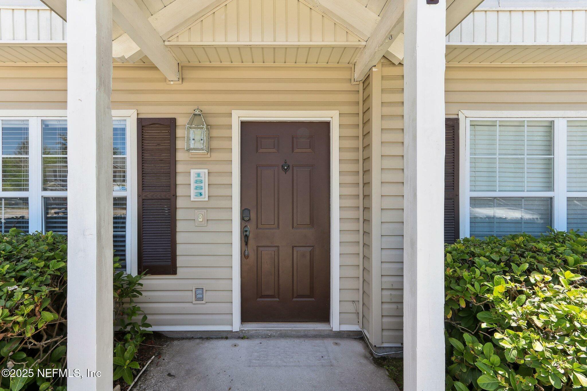 Property Photo: 1883 Lago Del Sur Drive FL 32068