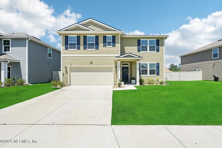 Property Photo:  3560 Lawton Place  FL 32043 