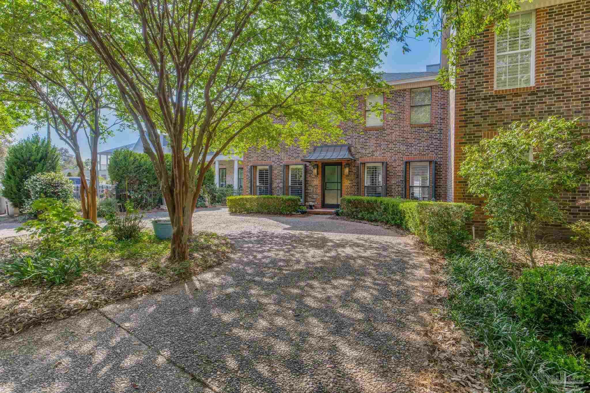 624 Bayshore Dr  Pensacola FL 32507 photo