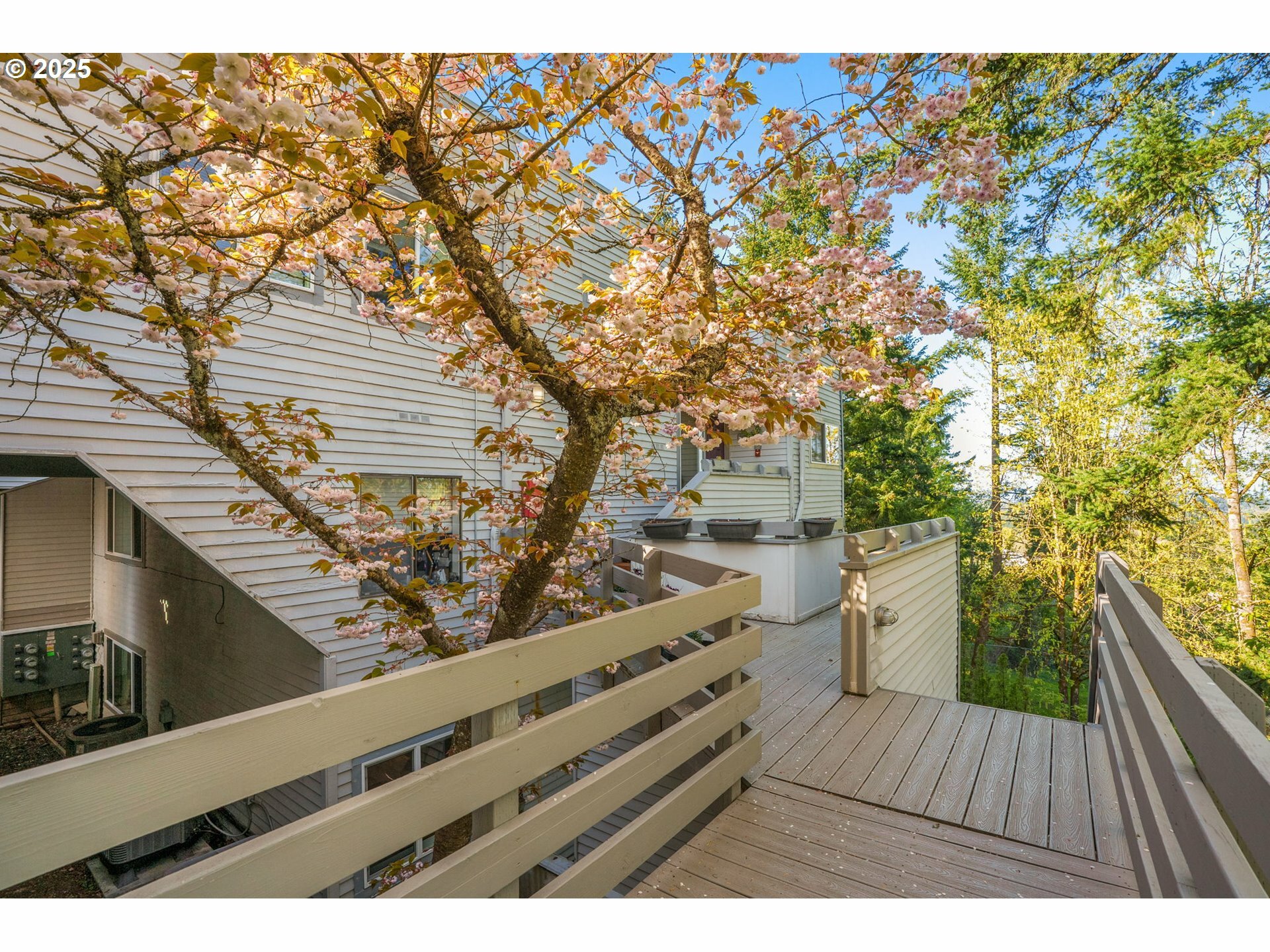 Property Photo: 48 Eagle Crest Dr 5F OR 97035