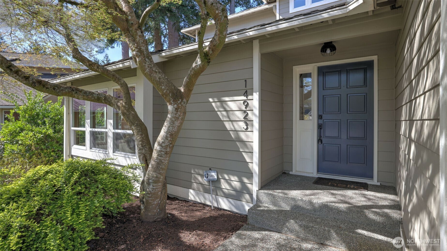 Property Photo: 14923 SE 183rd Street WA 98058